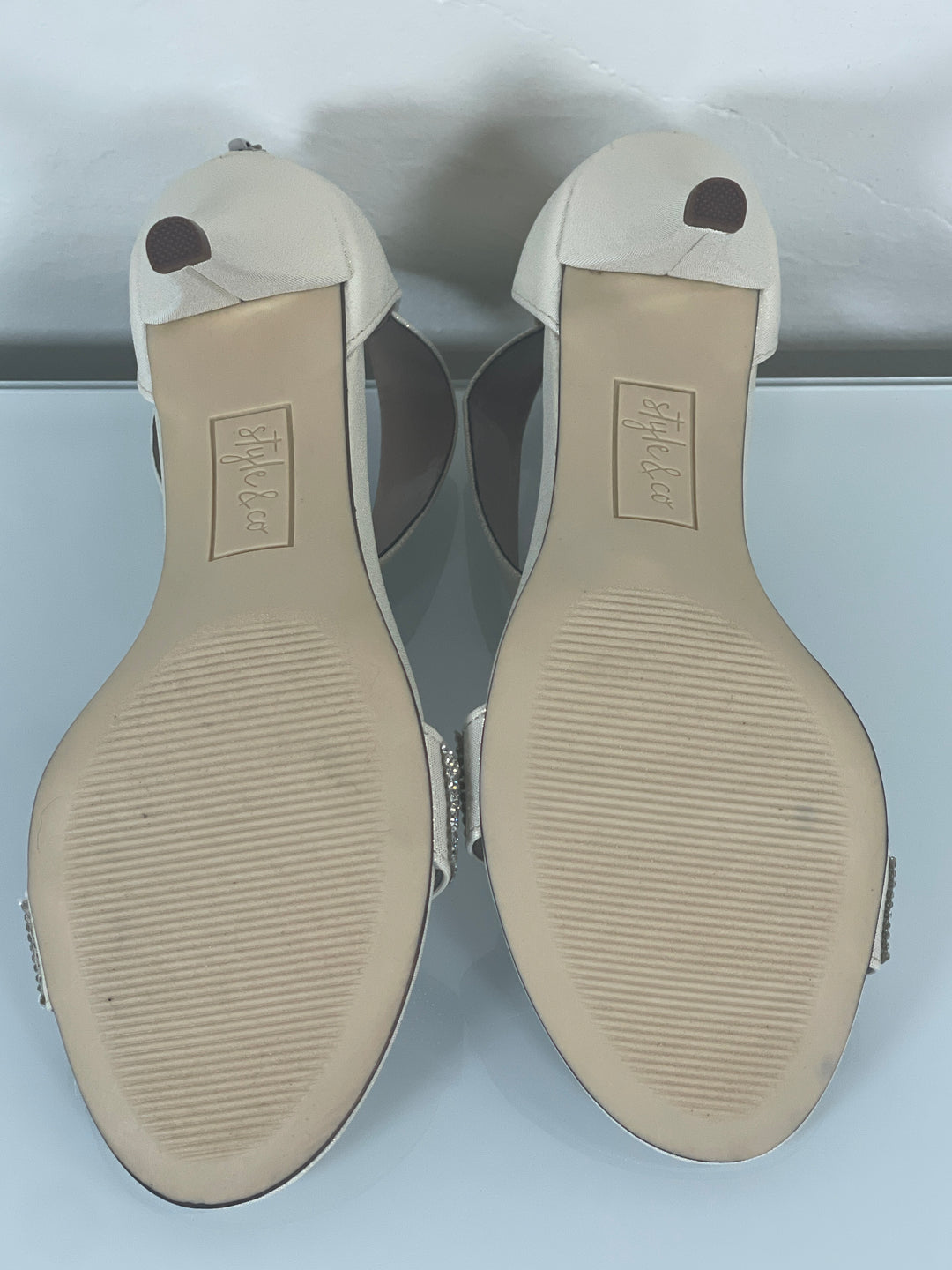 Style & co woman’s heels, size 7.5