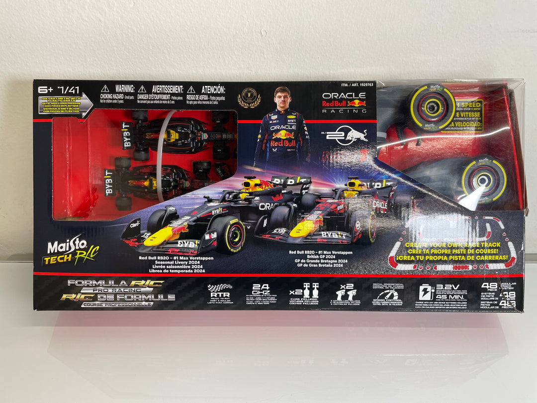Maisto Tech RC- Oracle Red Bull Racing Cars with Track