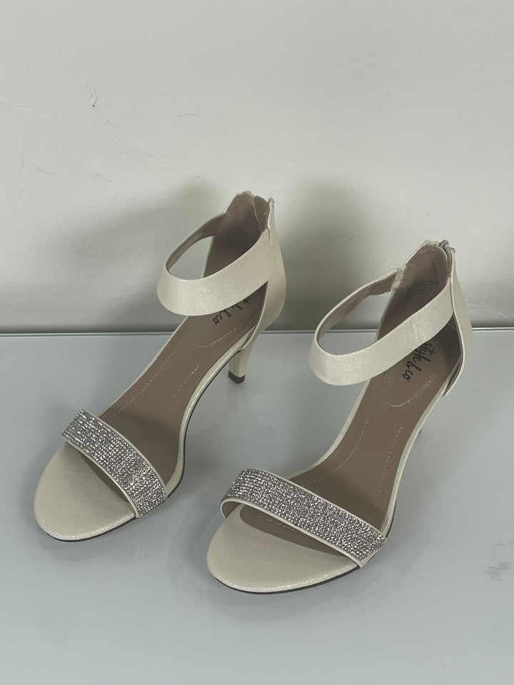Style & co woman’s heels, size 7.5