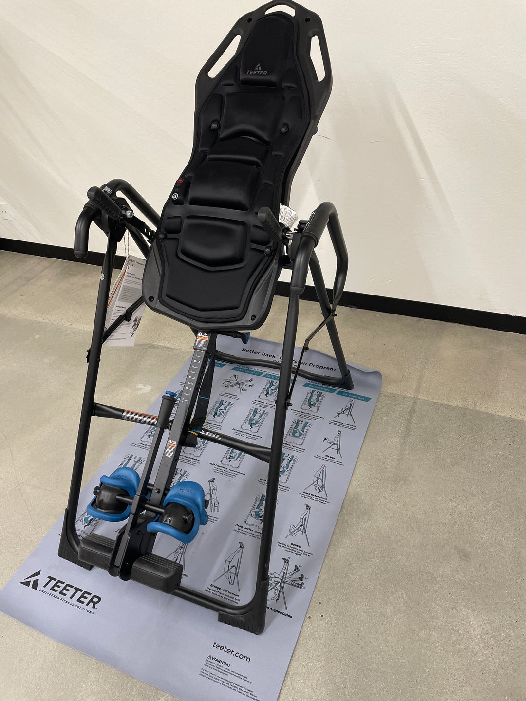 Teeter FitSpine FX-3 Inversion Table with Heat & Vibration Cushion + Inversion Program Mat