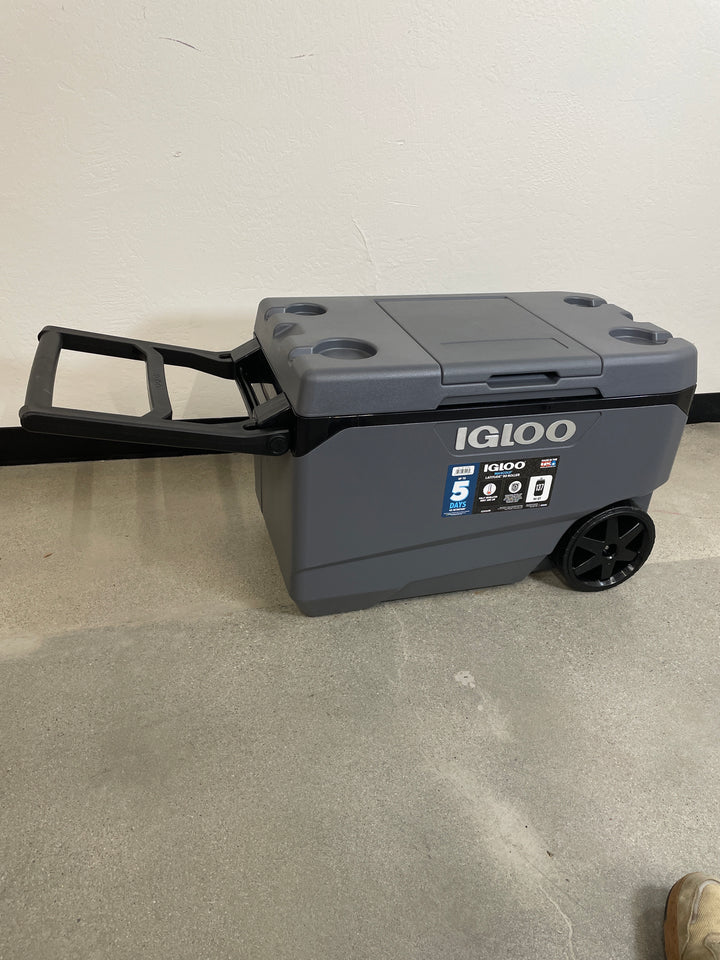 Igloo 90-quart MaxCold Cooler