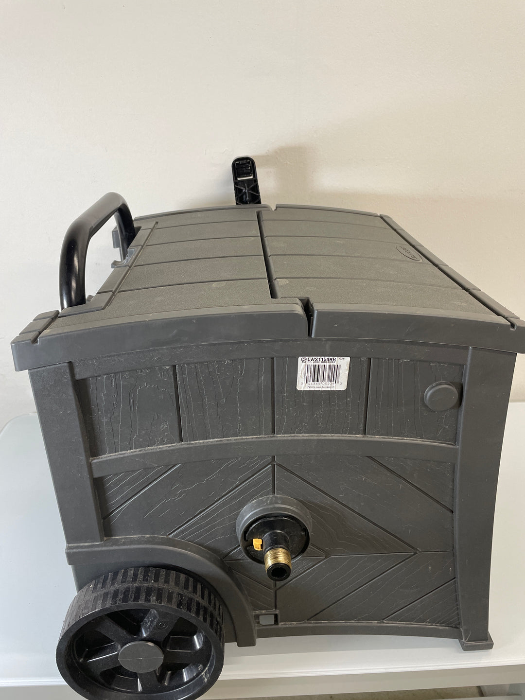 Suncast Smart Tube Hose Hideaway with Brass Connections