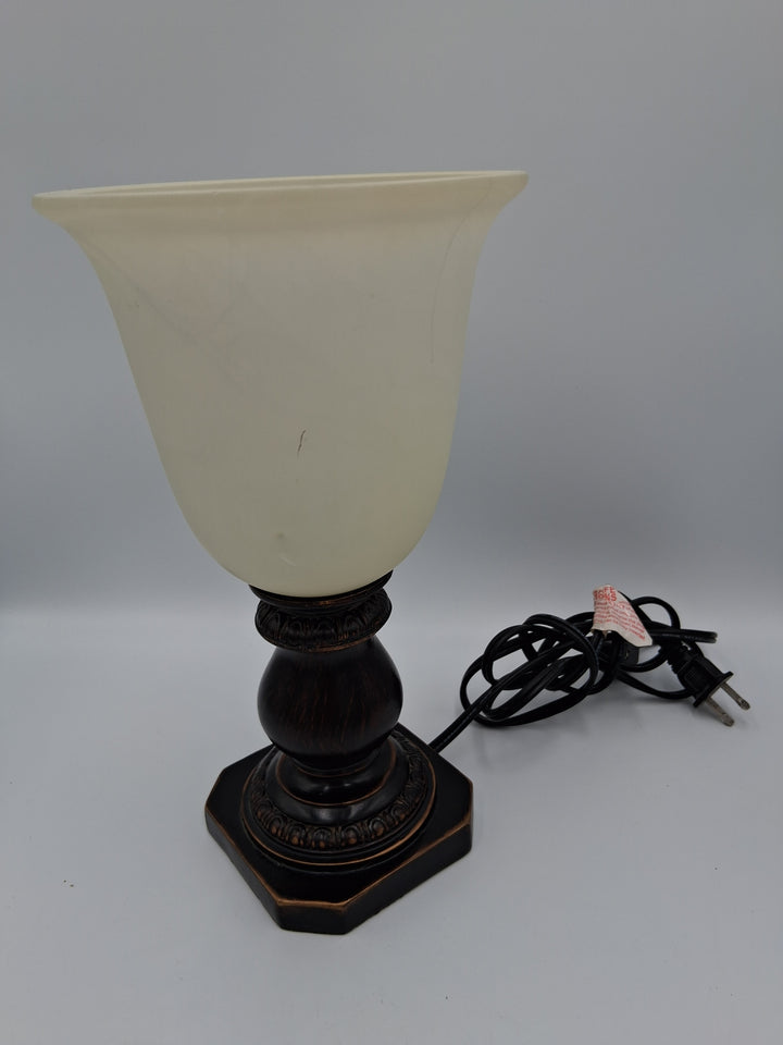 Vintage - Faux Alabaster Accent Lamp
