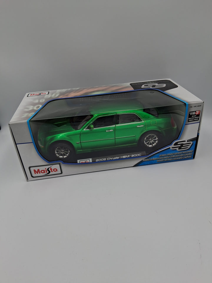 Maisto - 2005 Chrysler HEMI 300C 1:18 Die Cast