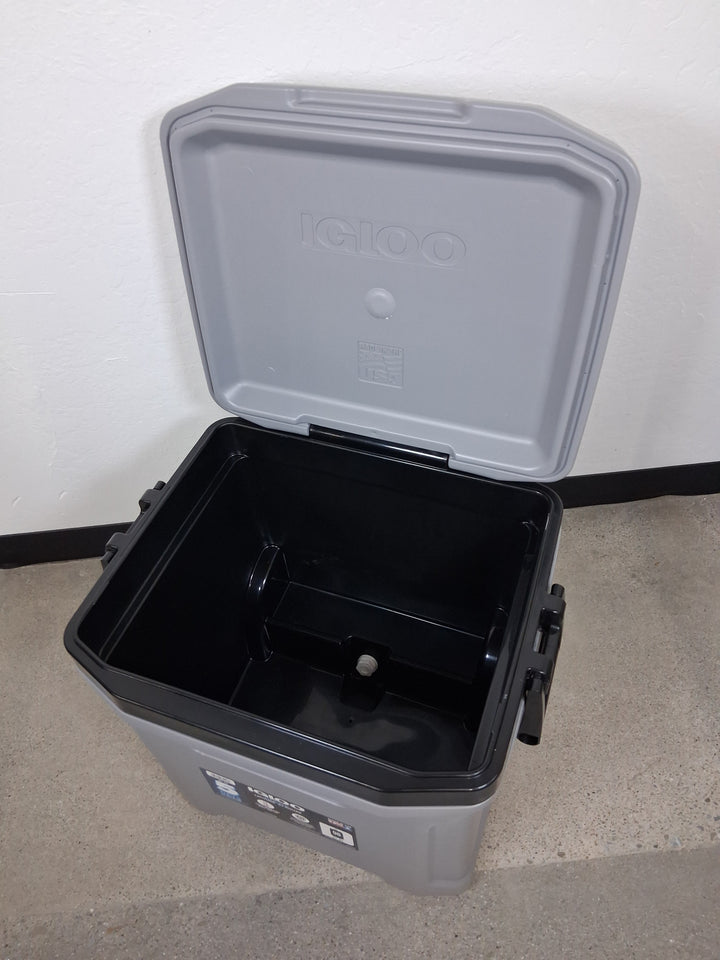 Igloo 62-quart Maxcold Wheeled Cooler