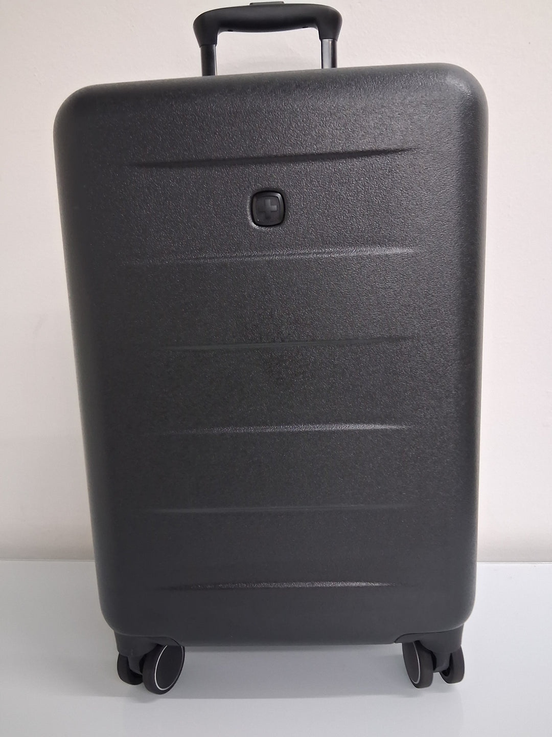 Swiss+Gear Carry-On Expandable Spinner, 20inch