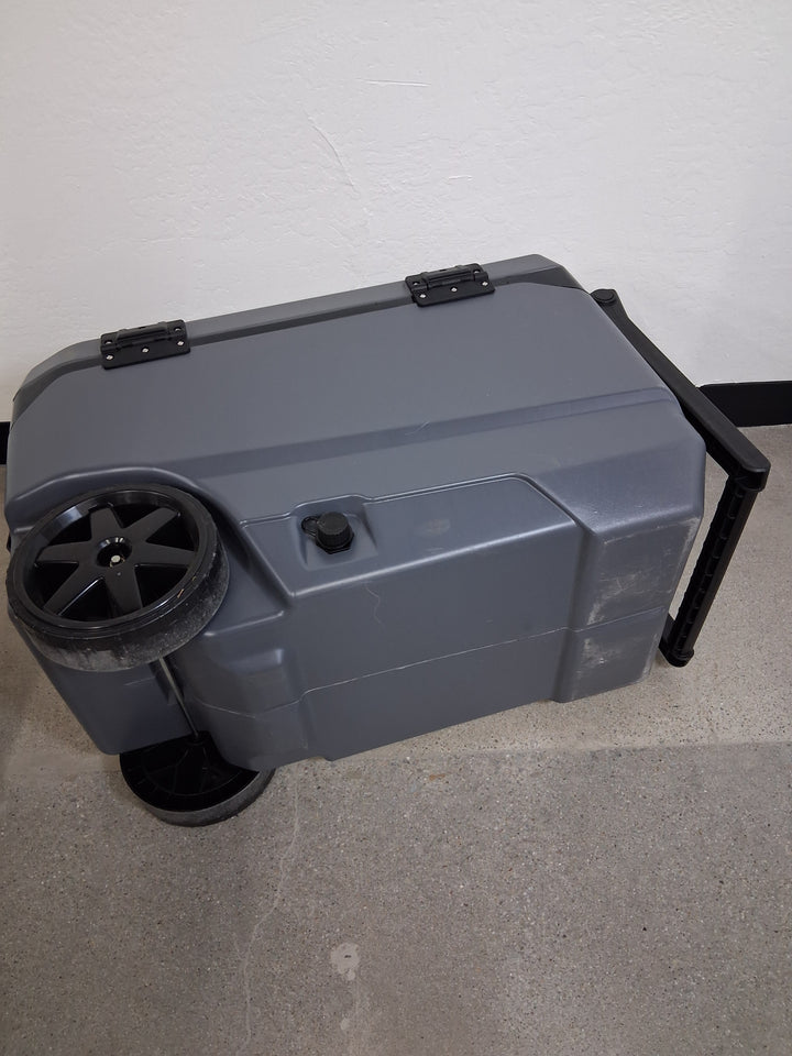 Igloo 90-quart MaxCold Cooler