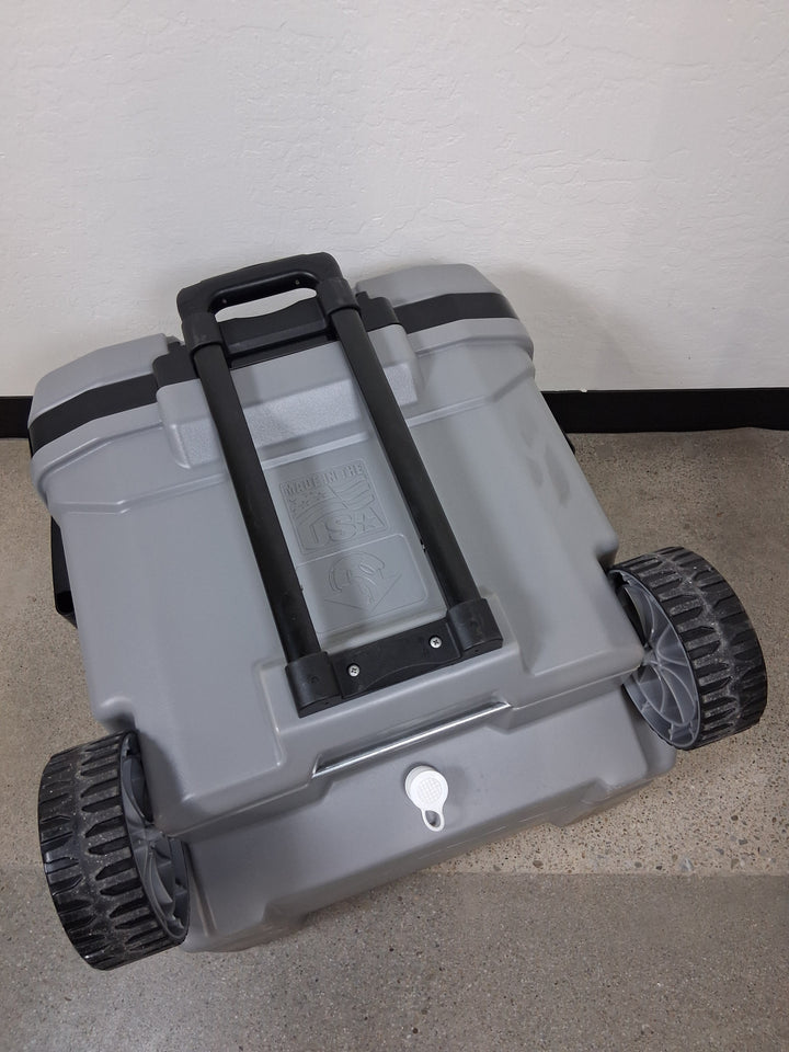 Igloo 62-quart Maxcold Wheeled Cooler