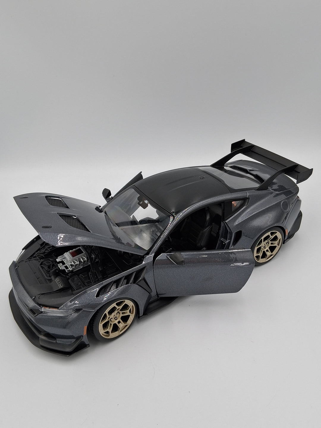 Maisto - 2025 Ford Mustang GTD 1:18 Die Cast